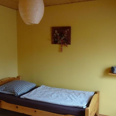 Ferienhaus Im Urigen Garten Bzw Eulenhaus Zingst Extérieur photo