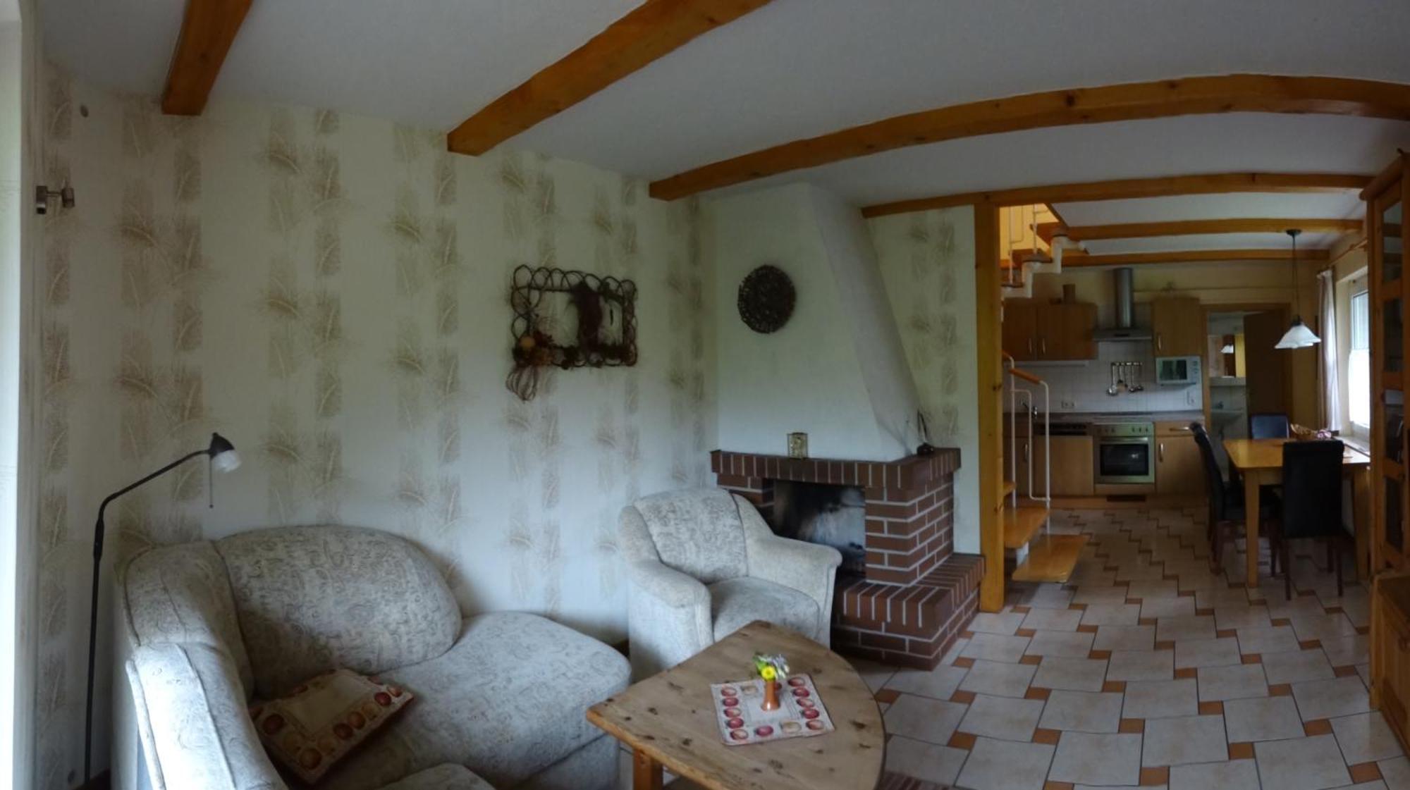 Ferienhaus Im Urigen Garten Bzw Eulenhaus Zingst Extérieur photo